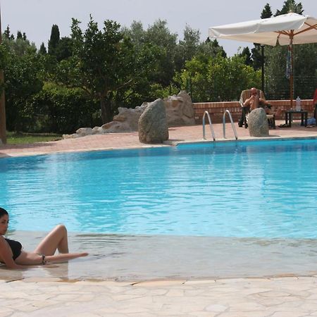 Residenza La Vigna Aparthotel Паргелия Екстериор снимка