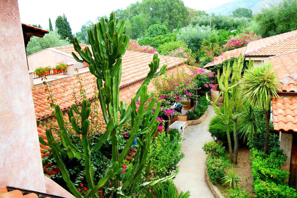 Residenza La Vigna Aparthotel Паргелия Екстериор снимка